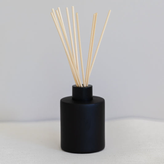 Tobacco + Spice Reed Diffuser